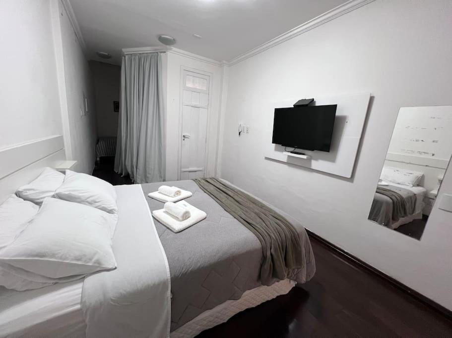 Estadia Das Gerais - Casa De Hospedes Adoravel Com Jacuzzi Ору-Прету Экстерьер фото